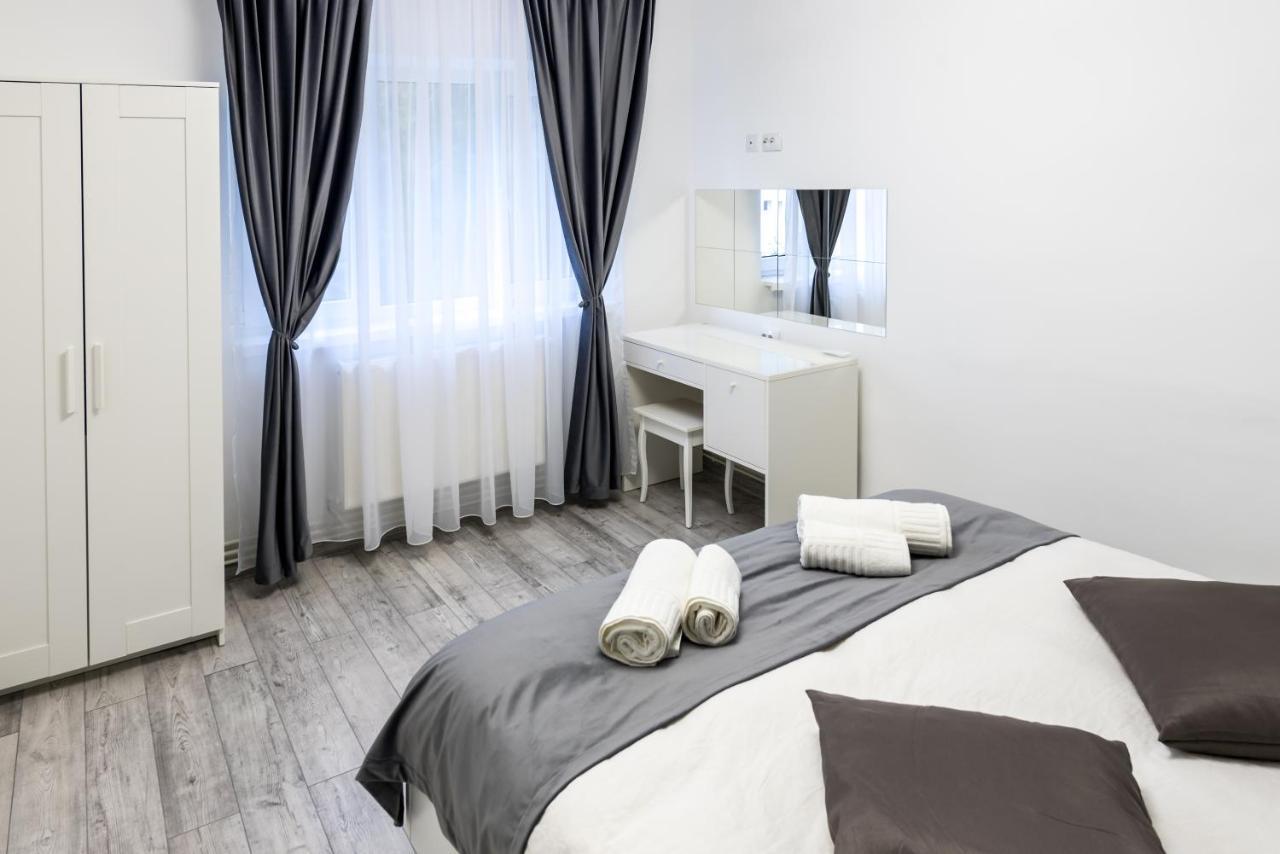 Cristopher Apartament Buşteni Eksteriør billede